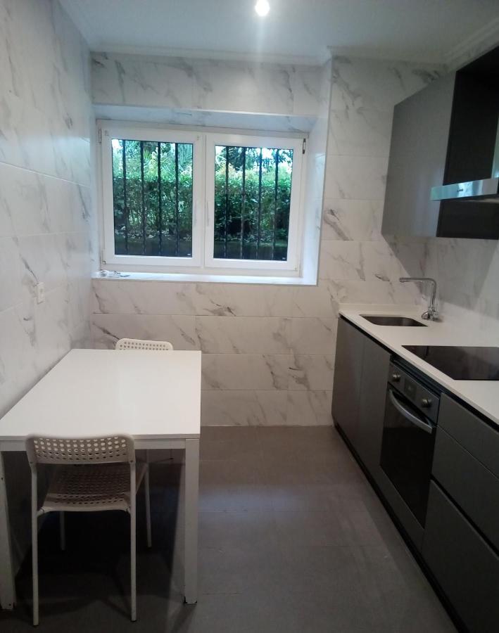 Coqueto Apartamento Frente Al Guggenheim Билбао Екстериор снимка